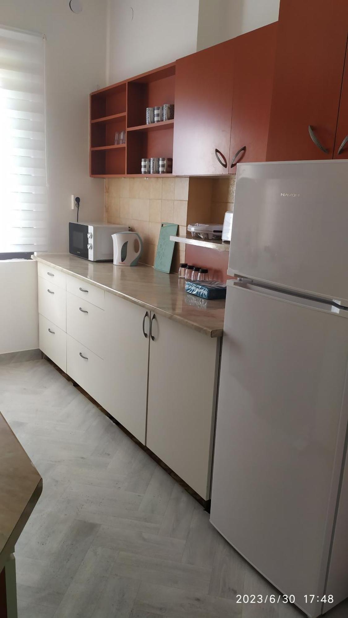 Tuerkiz Apartman - 5 Szobas 13 Fos Apartmanhaz 4Km A Balaton- Balatonszabadi Fürdőtelep Esterno foto